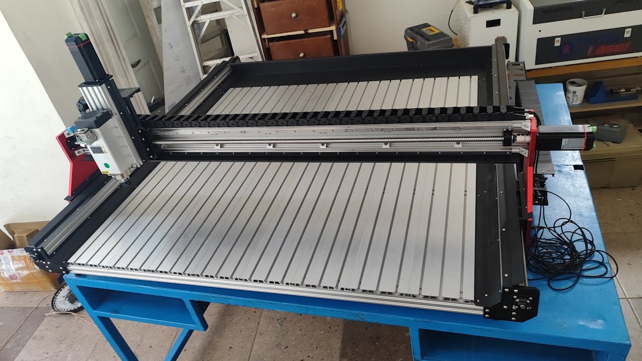 Ensamble mecánico de router CNC marca Bulkman 3D Oxman.      @SergioSM1