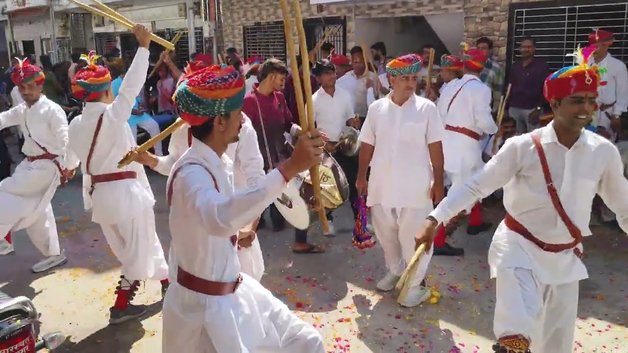 Marwadi Holi gair dance dhol thali Kumawat samaj surat #dance #marwadi #dance #gair #holi #Rajasthan