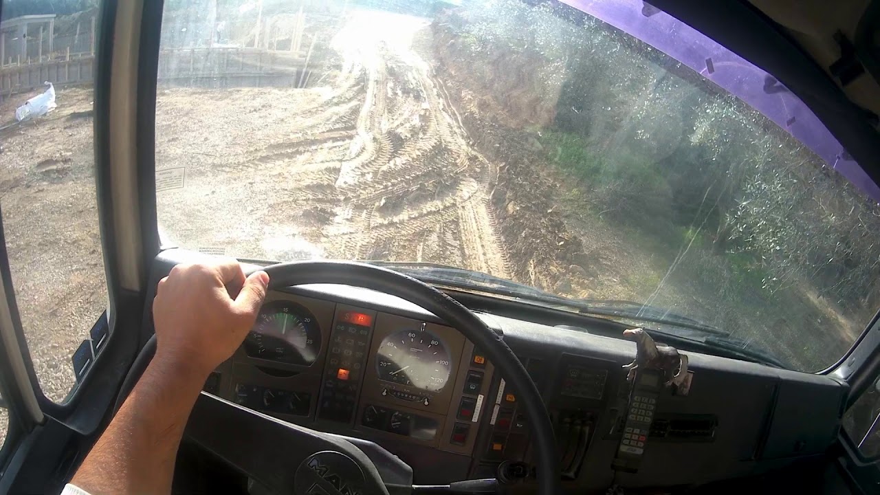 POV MAN CRANE TRUCK 26-422