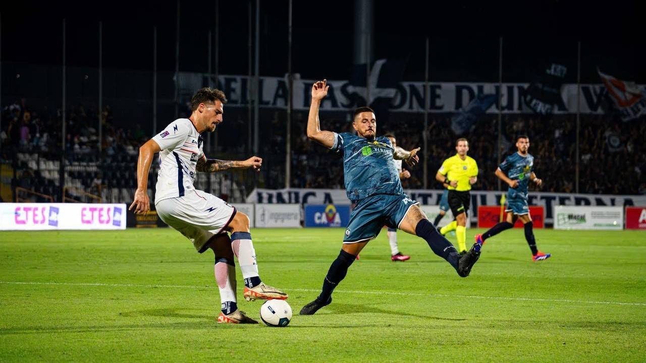 #CaveseCrotone, il video
