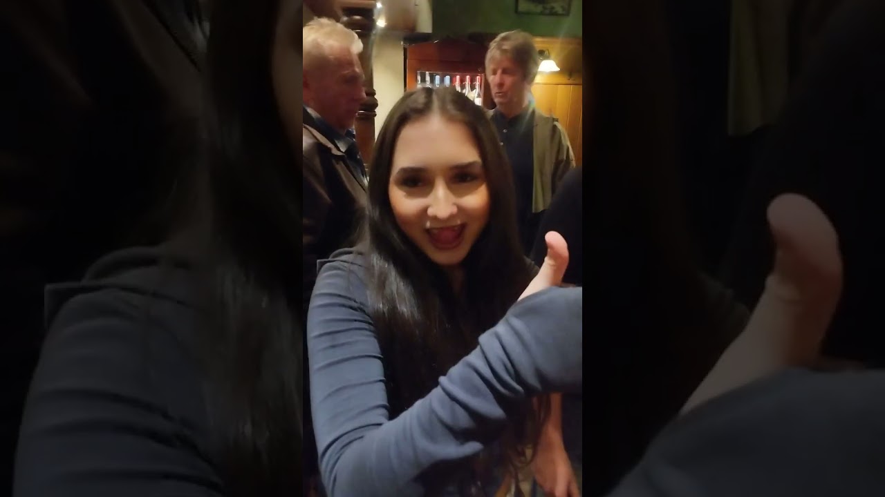 Kapela Čísla a Daša Třetinová U bílého Lva