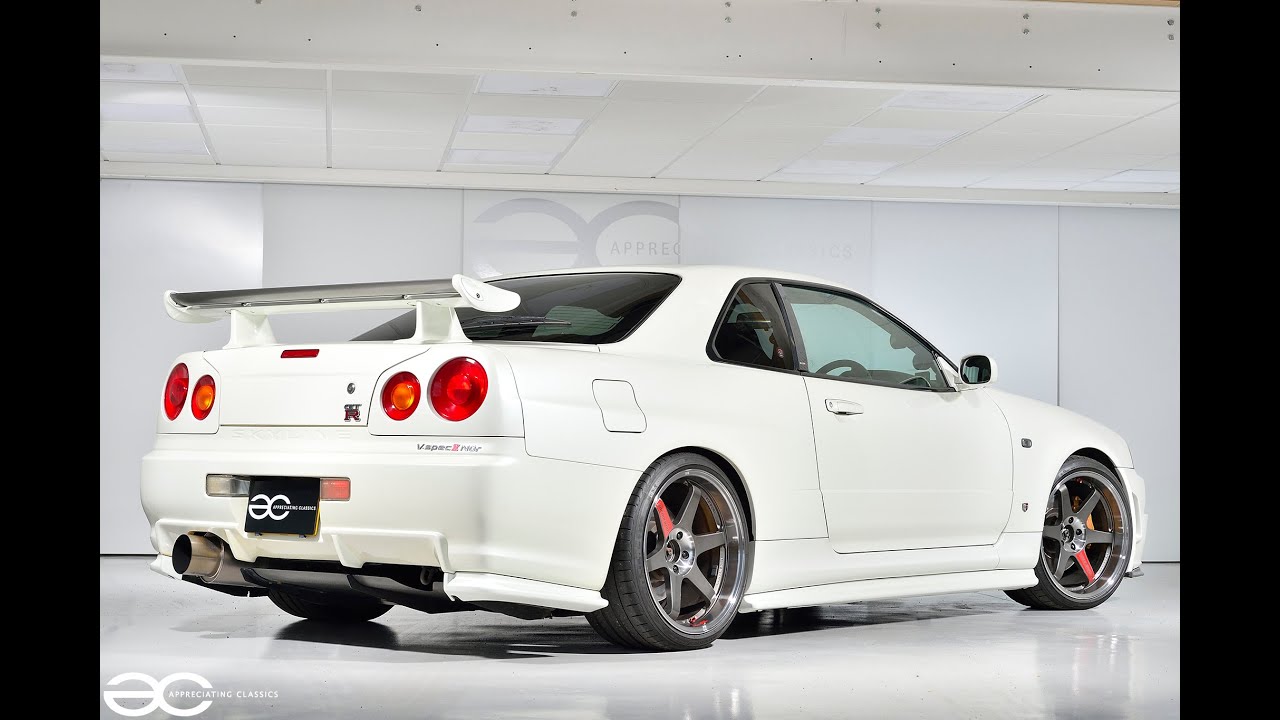Nissan Skyline R34 GTR V Spec II NUR - Walkaround