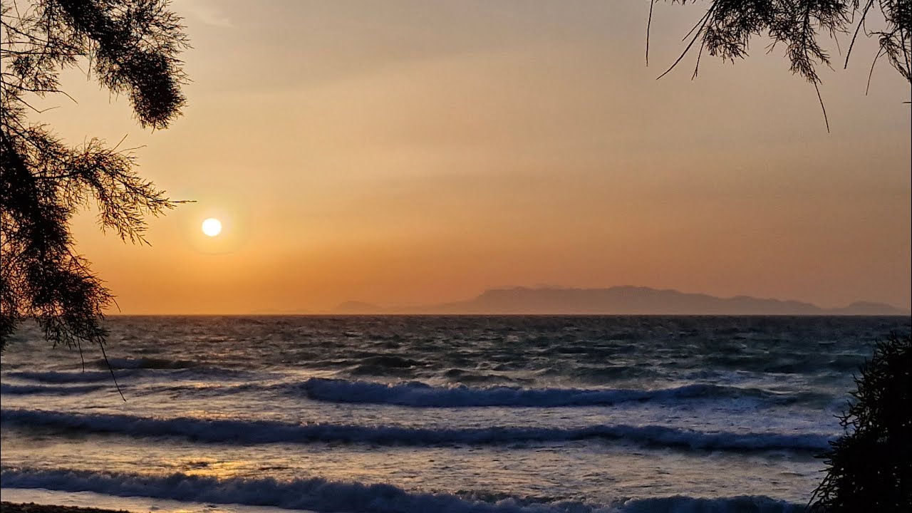 Wind over the sea - Relaxing music harp, flute and strings - Beautiful Sunset