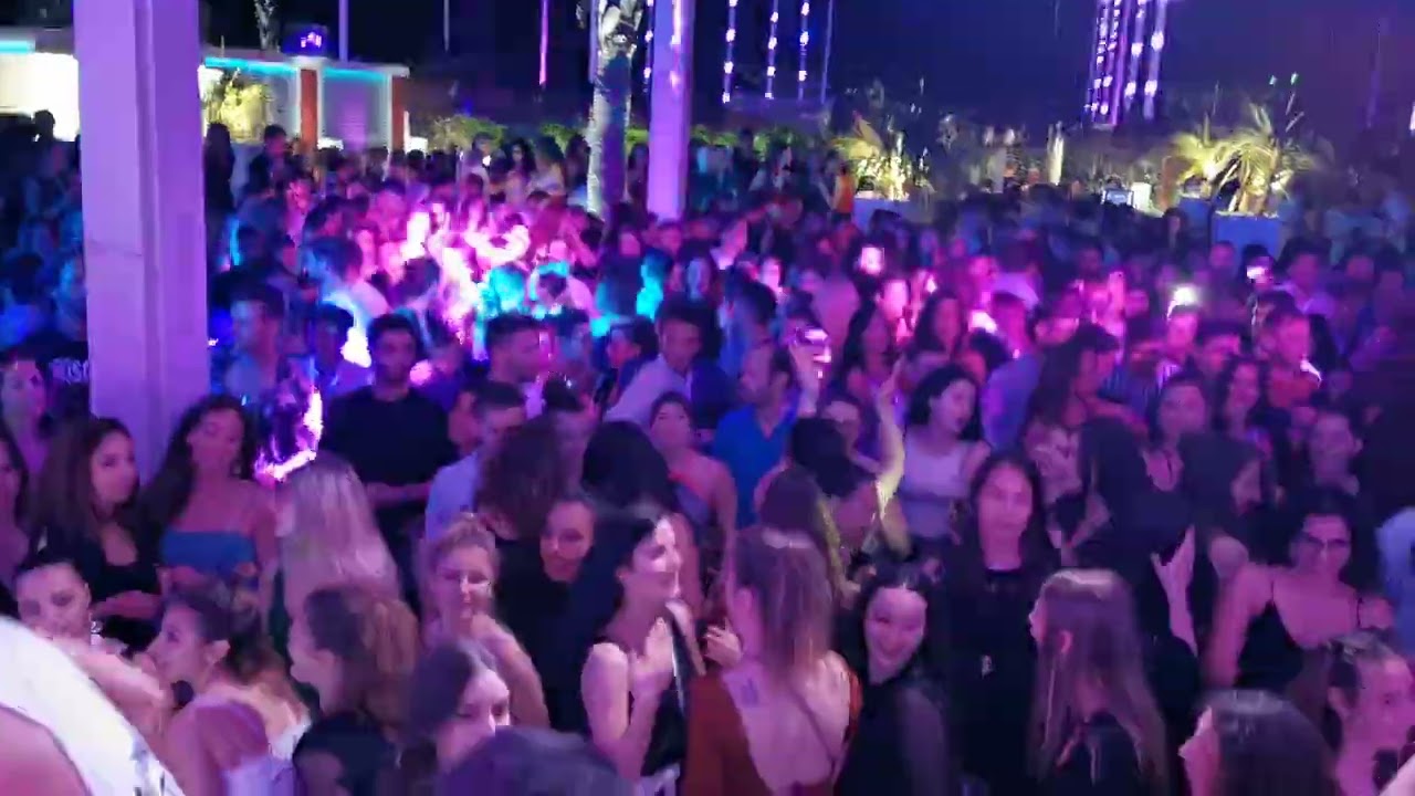 Serata Latina, Balli di Gruppo sul Palco, Kasino Latino, Shada El Martes Caliente