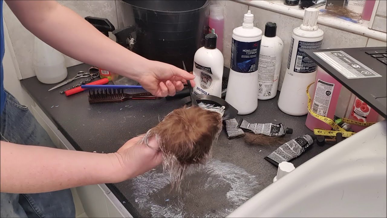 Hair Replacement: How to Colour a Faded Hair System, Hair System Colouring technique