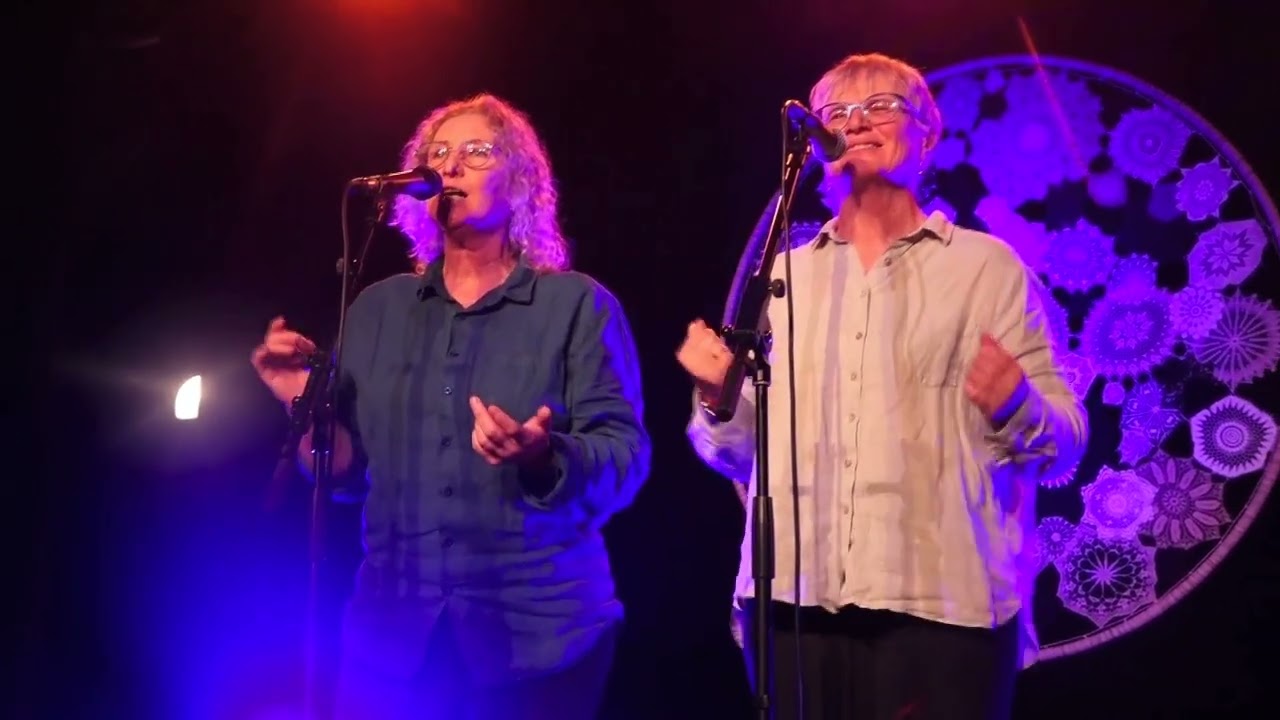 FRANÇOISE et AGNÈS - Bal paludier  - Fest noz de sortie du CD DASTUM Bro BOIO