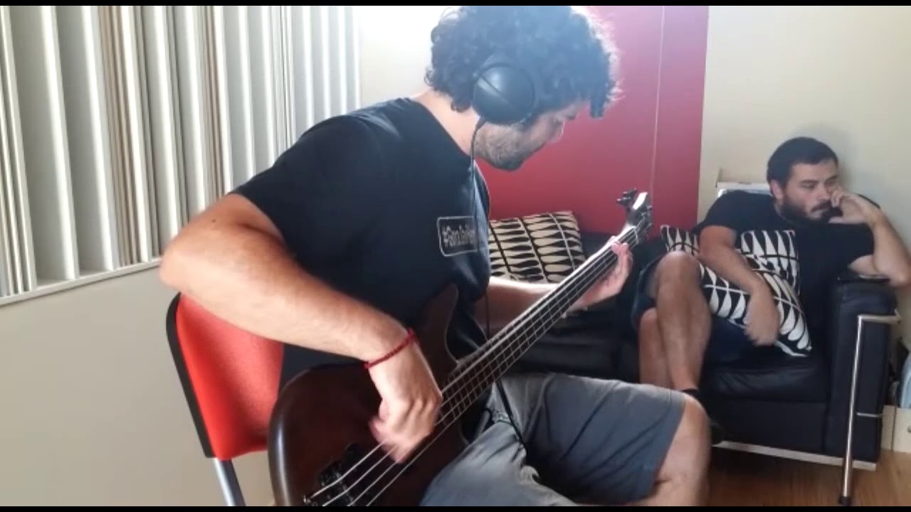 @ZeEsatek Estudioan 2. ATALA - BREAKING BASS