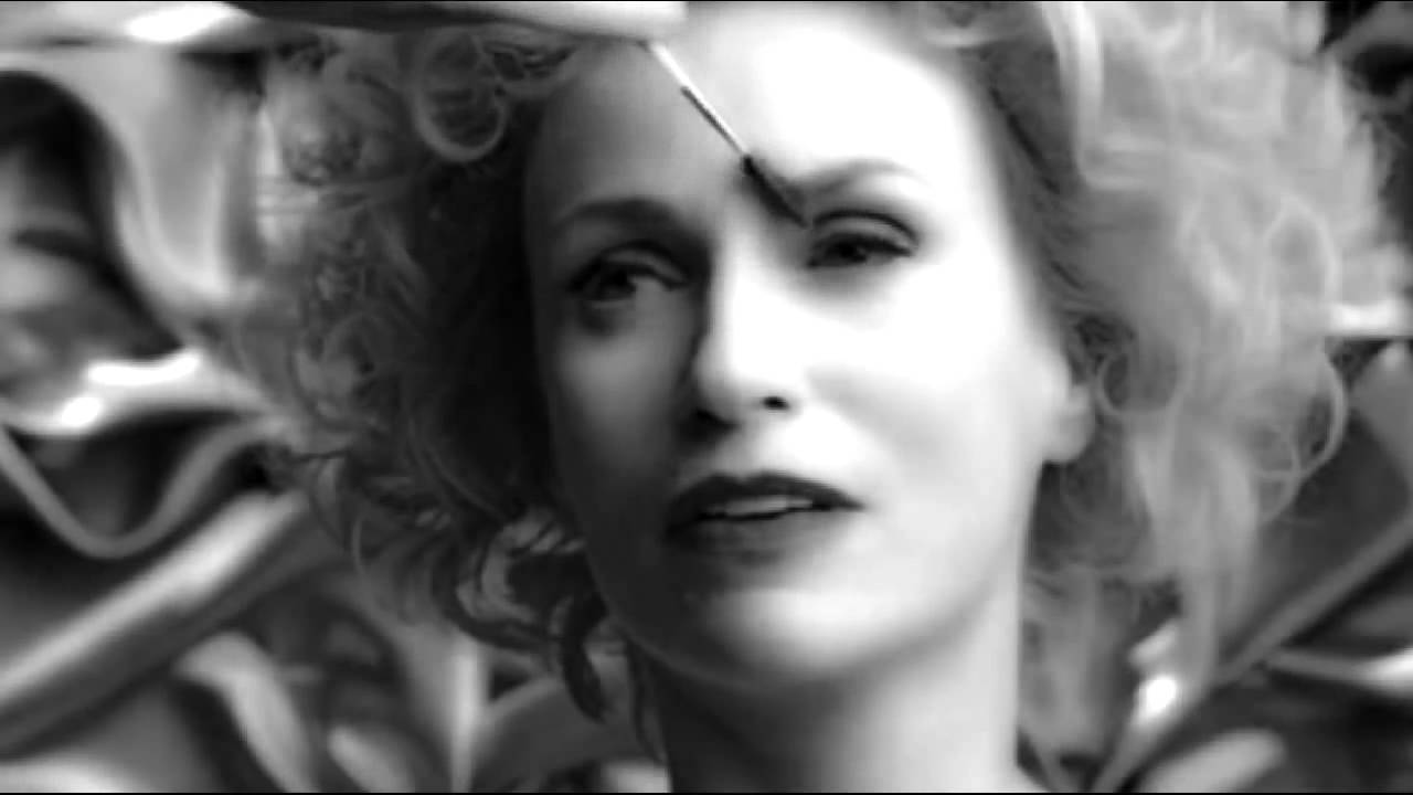 Jane Lynch on Glee: 