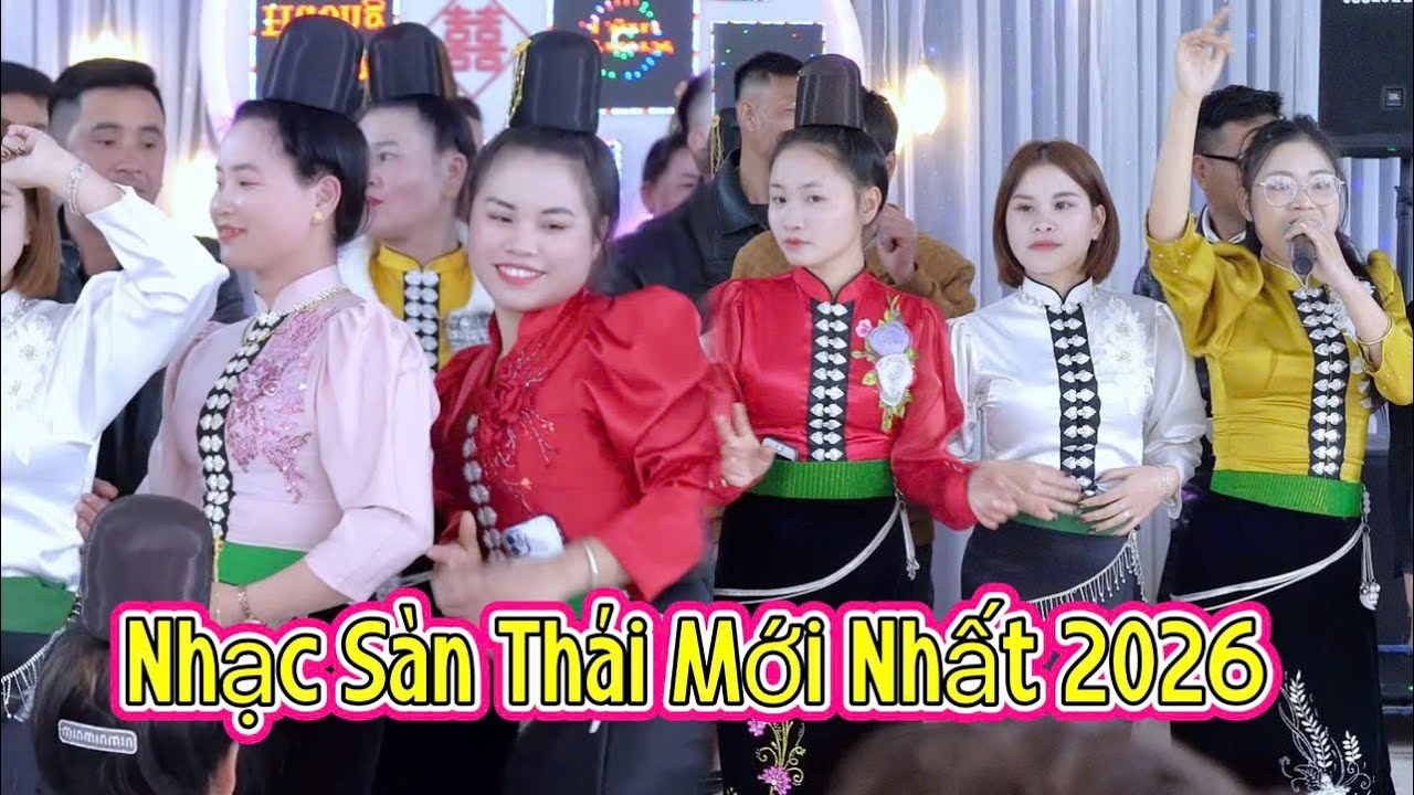 CHỊ EM NHẢY CỰC CĂNG TRONG BUỔI LỄ TÂN GIA DOAN HƯƠNG BẢN NÀ TONG THUẬN CHÂU SƠN LA