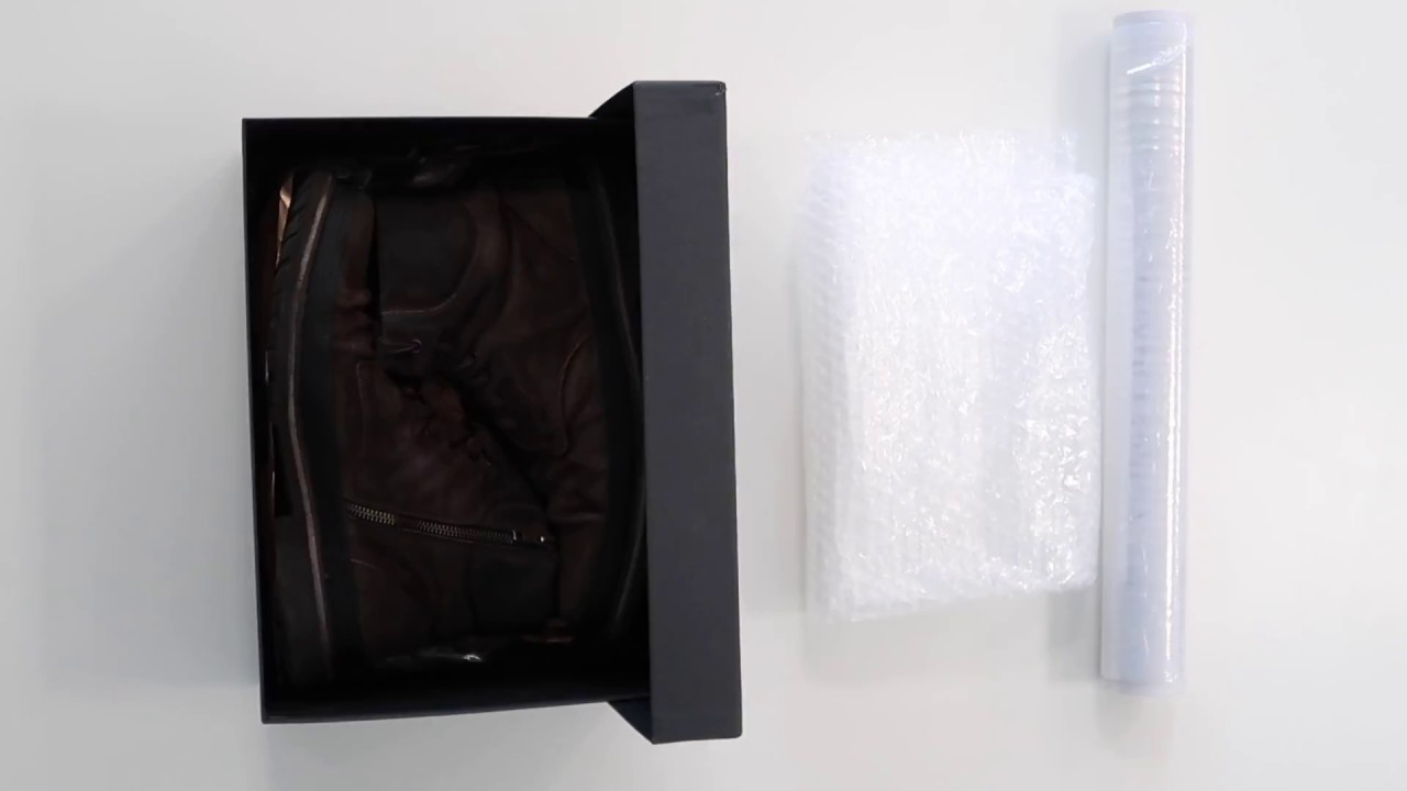 Parcel packaging: How to pack shoes for shipping - Sendparcel