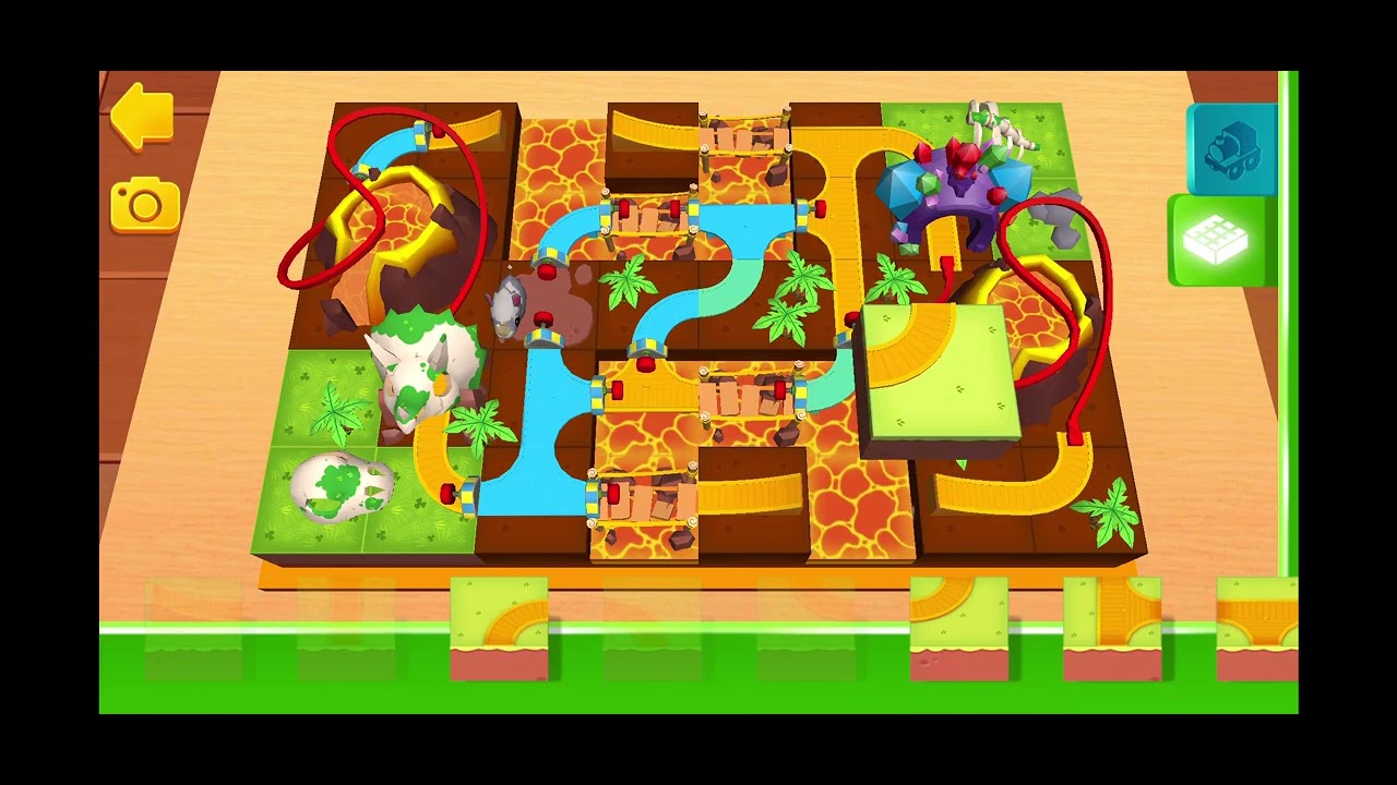 Foxx Box plays Thomas minis 