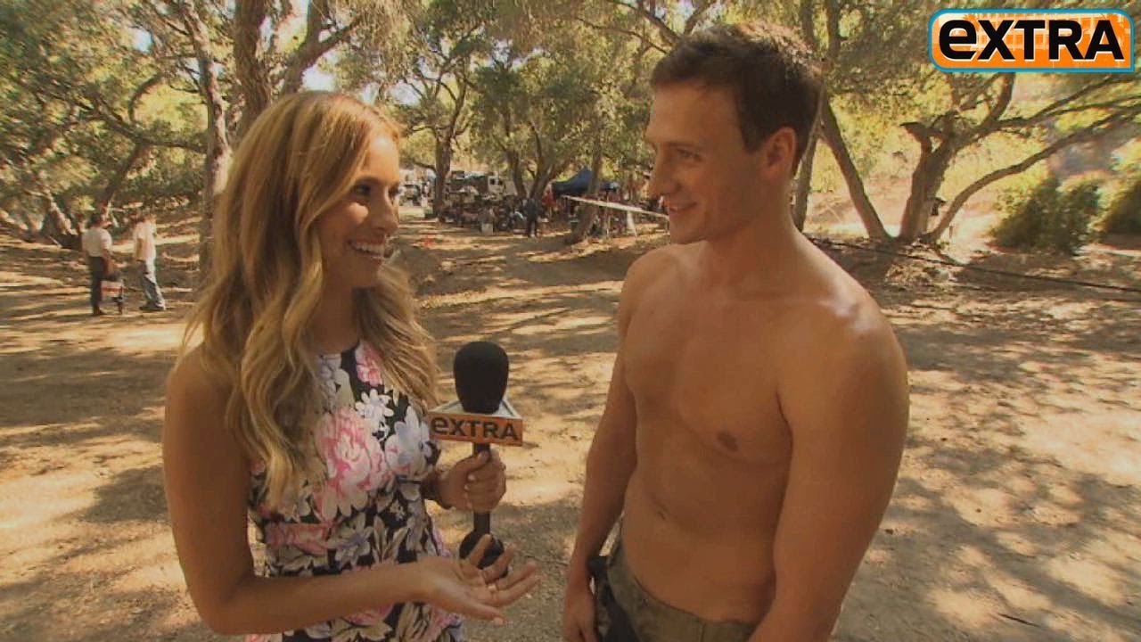 Ryan Lochte Shirtless, Talking Girlfriends on the '90210' Set