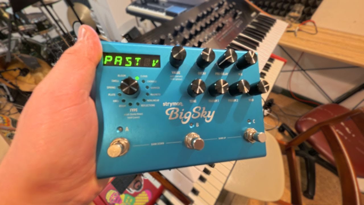 The Pedal That Makes Any Keyboard Sound 10x Better