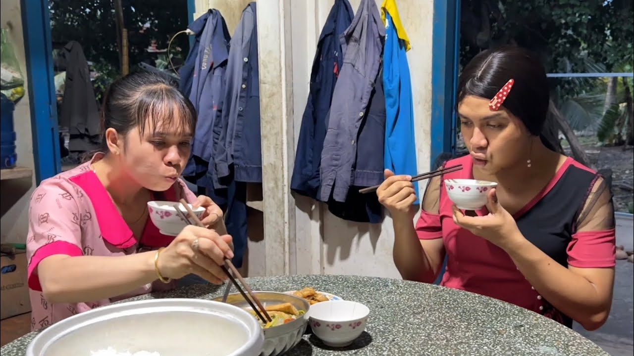 Vợ thằng Sang làm mì căn kho sả | Con Liễu đòi tiền chị chồng - Tập 214