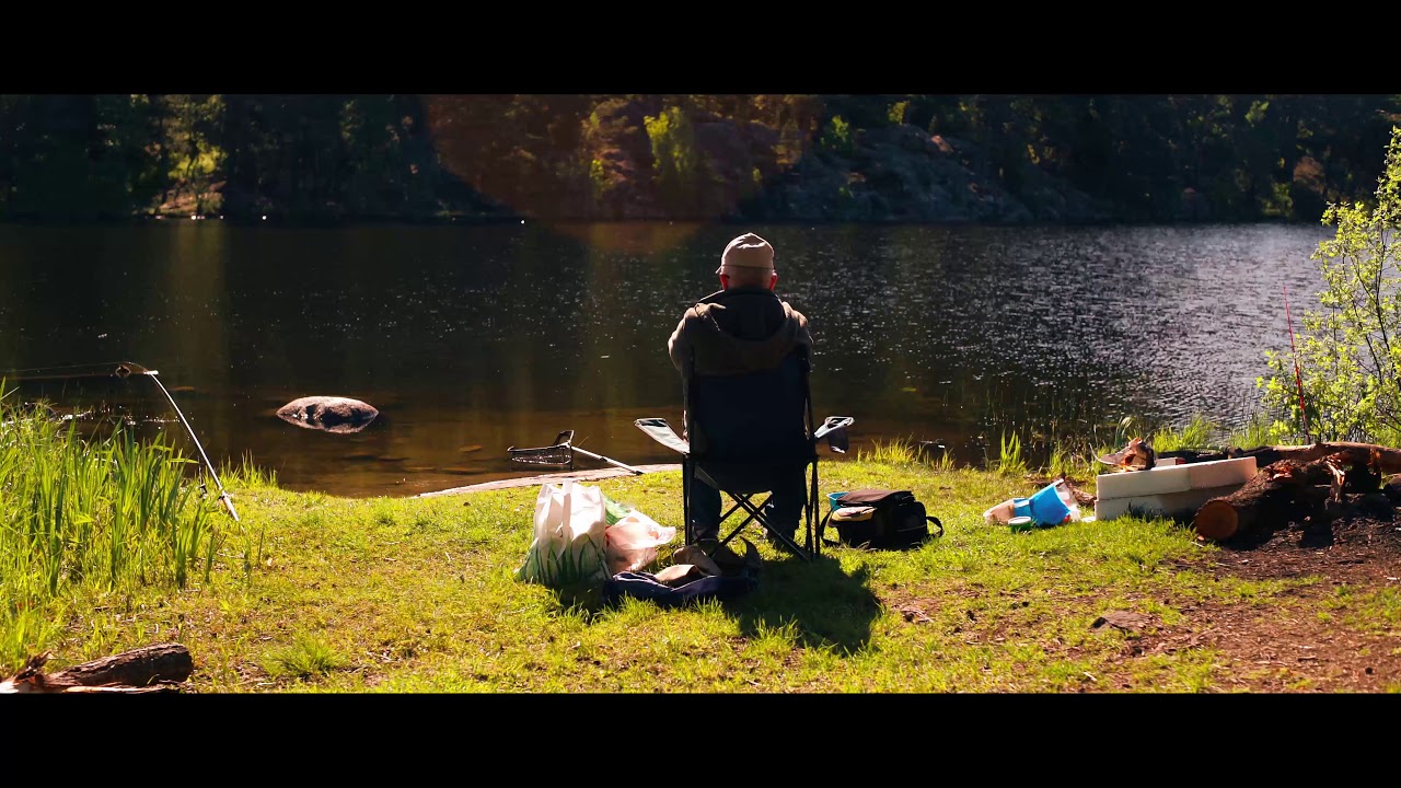 Carl Zeiss Planar T* 50mm f1.7 - a7rii hand-held