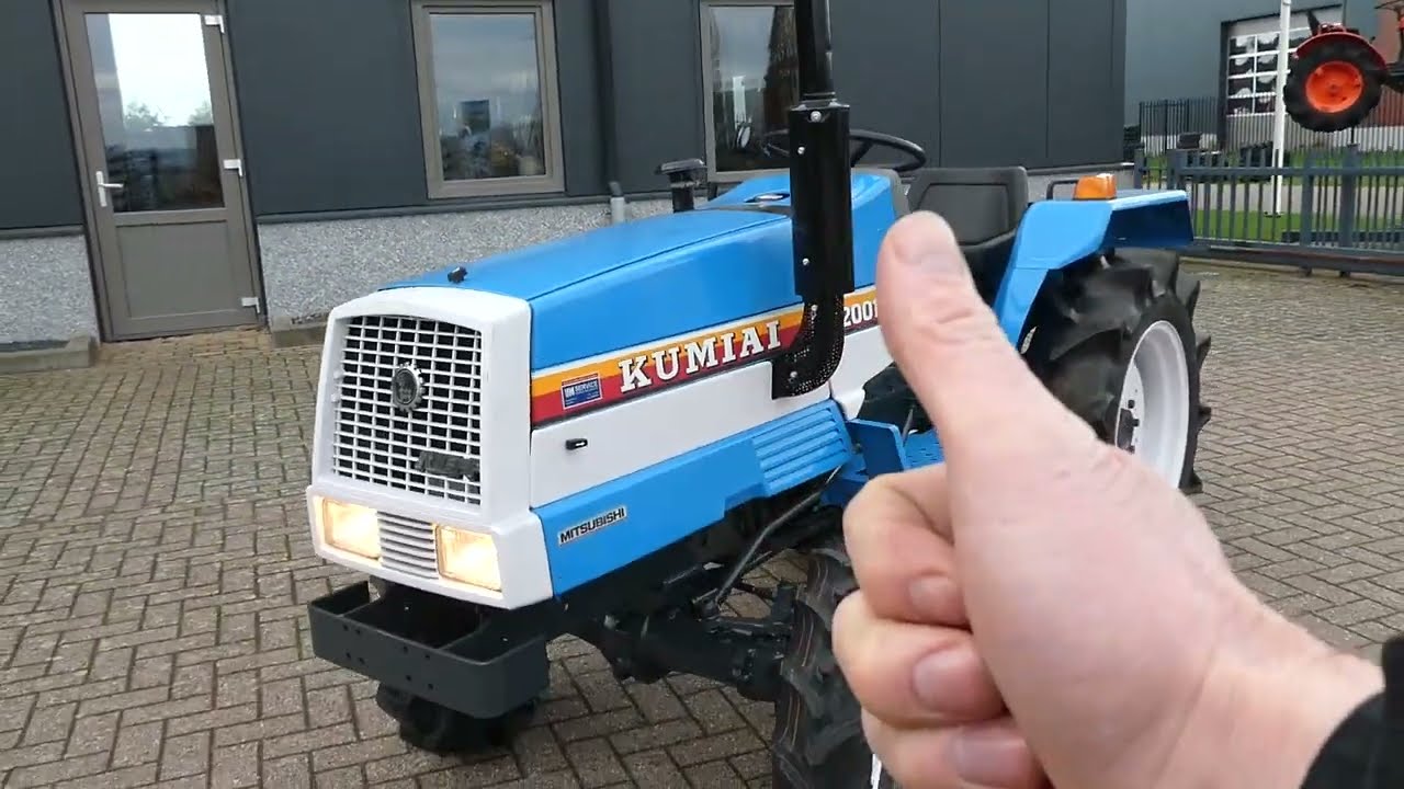 Mitsubishi MT2001 4wd / 0901 Draaiuren / 4 Cilinder