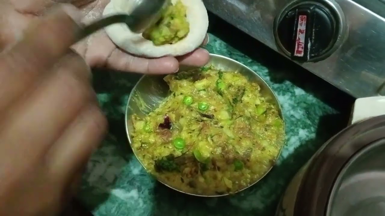 #आलू पराठा के साथ चटनी