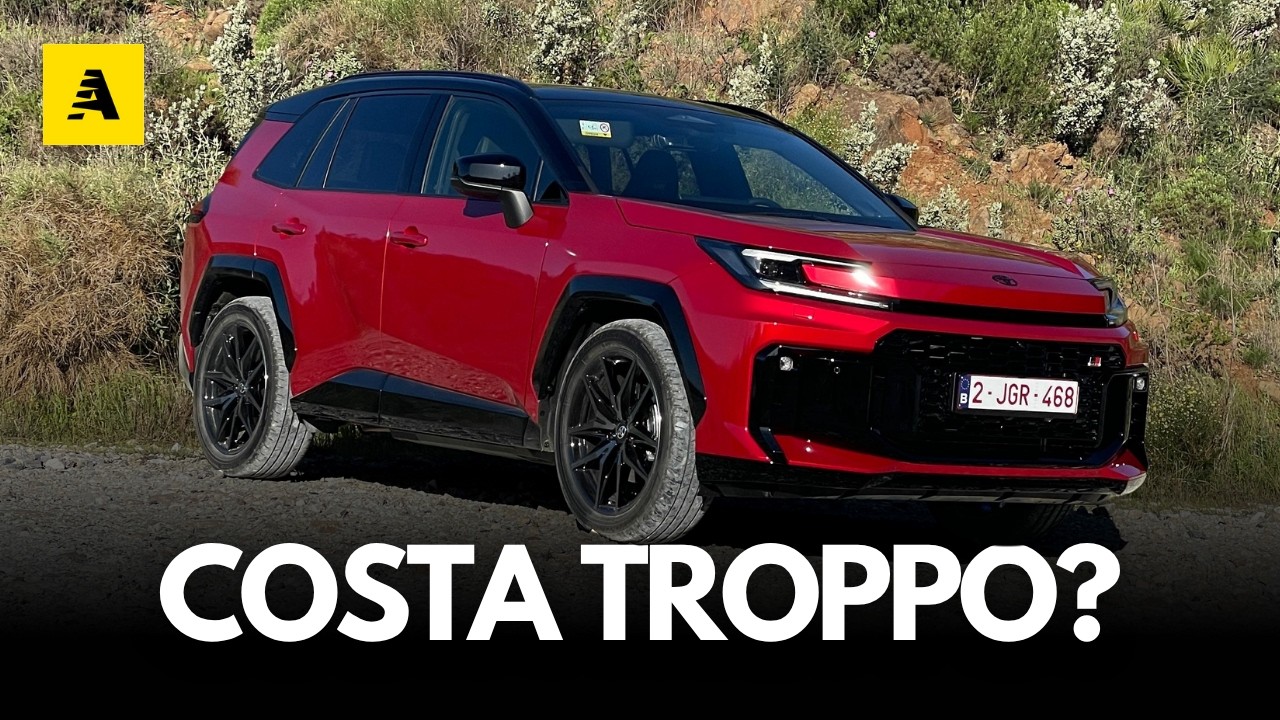 Nuova TOYOTA RAV4: l'auto PI&Ugrave; VENDUTA AL MONDO cambia cos&igrave; | Prova Full Hybrid AWD