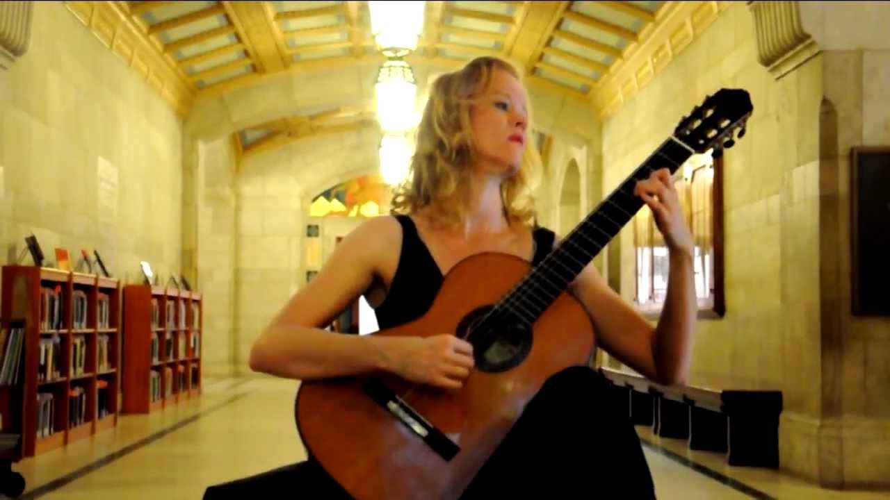 J.S. Bach - Cello Suite No. 6 Prélude - Eva Beneke (guitar)