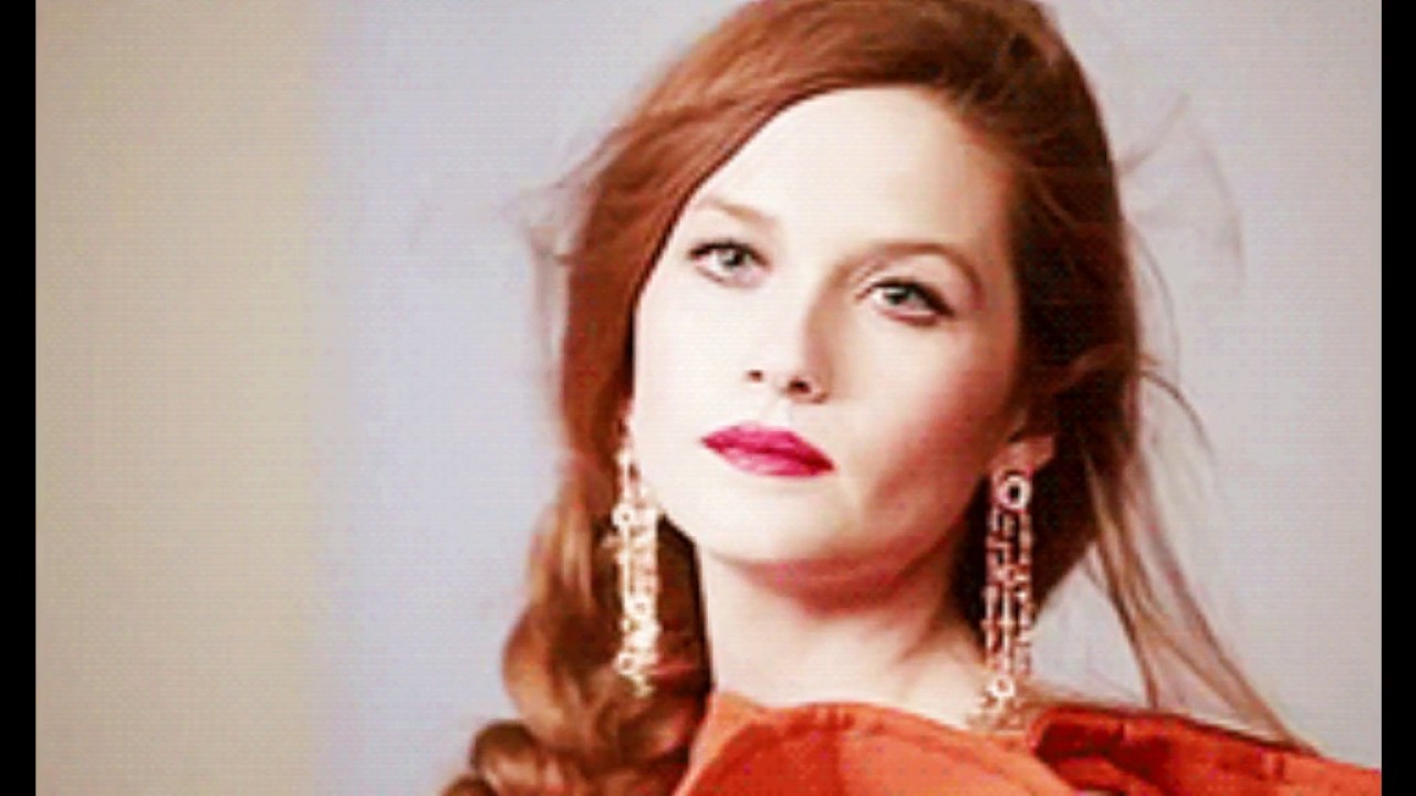 Happy 26th Birthday Bonnie Wright 