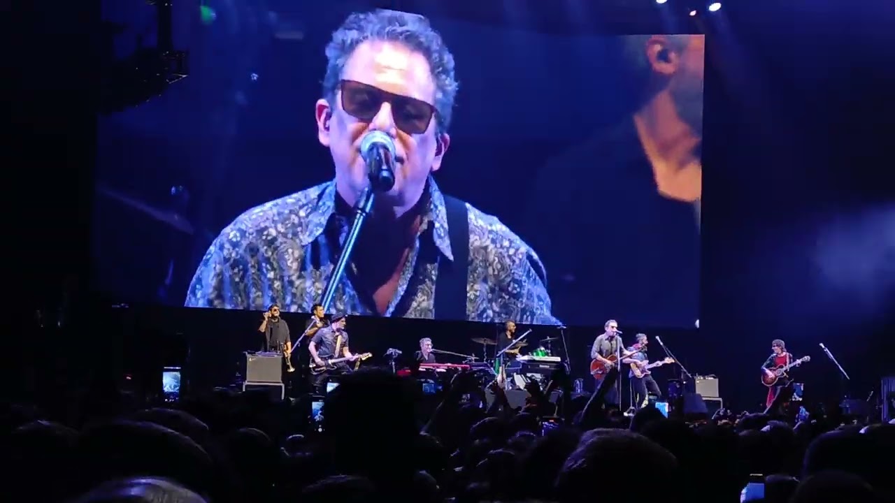Andrés Calamaro - Te Quiero Igual - en vivo