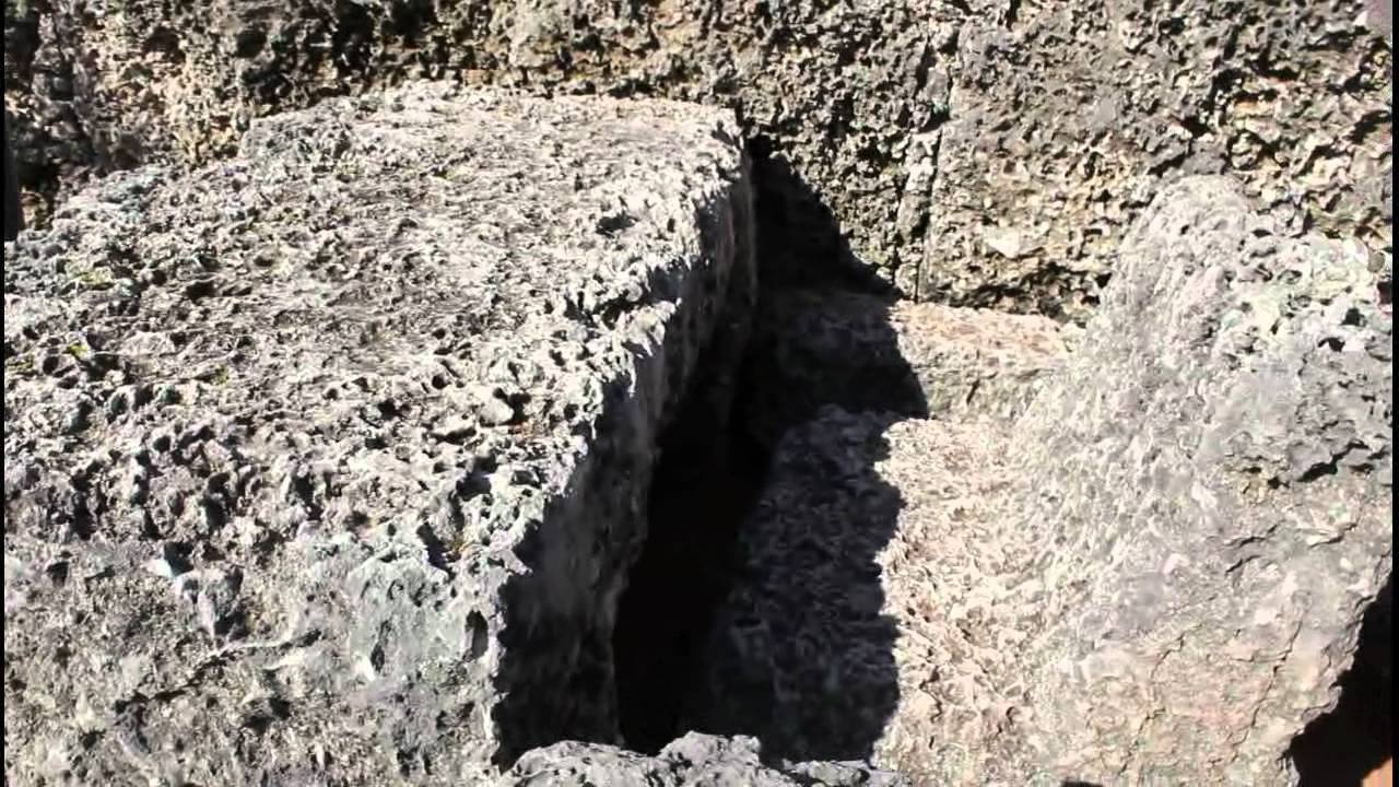 Coral Castle - Unusual and Unexplainable Home Of Ed Leedskalnin