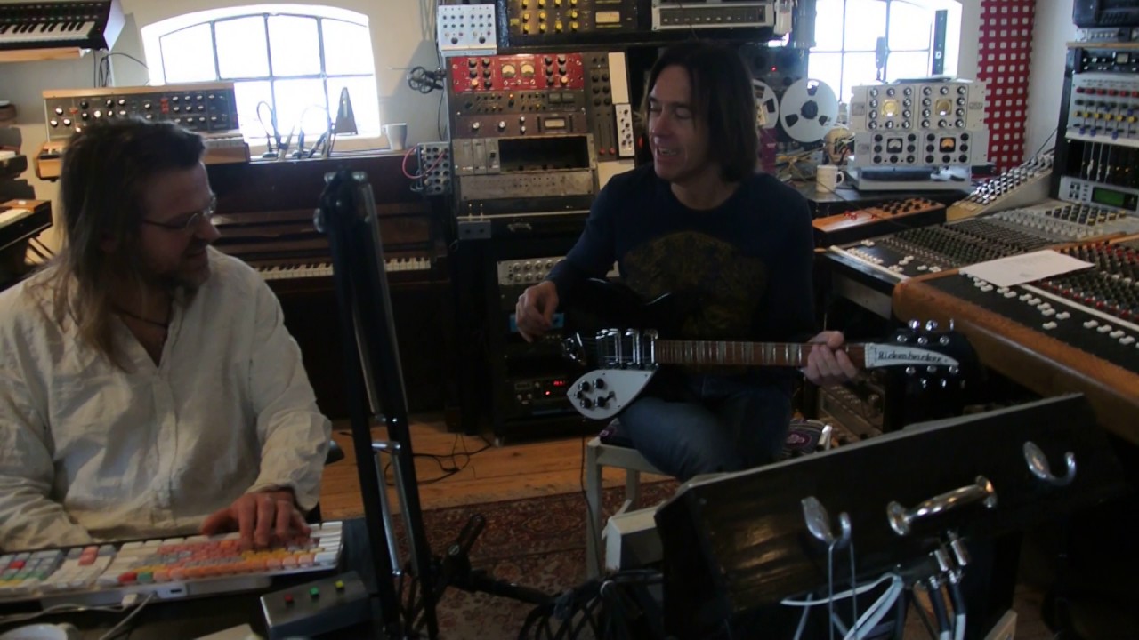 GYLLENE TIDER IN THE STUDIO: Per on lead guitar????