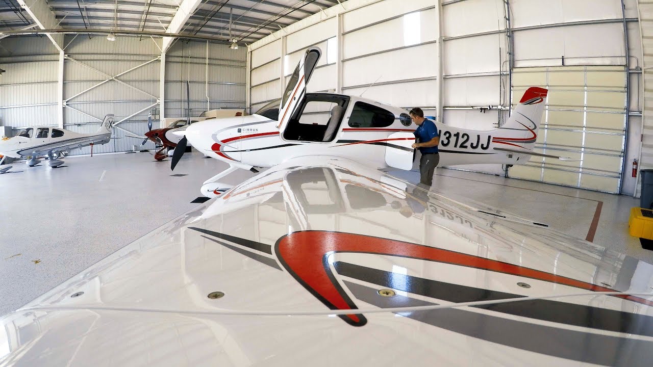 Automated Holding Procedures in the Cirrus SR22T