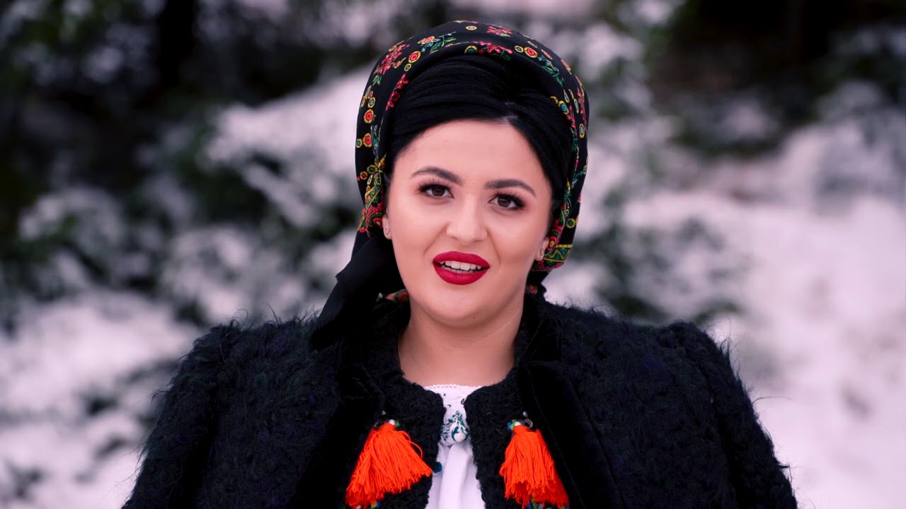 Delia Pop şi formaţia Daniel Dogaru - Colinda Rom&acirc;nilor