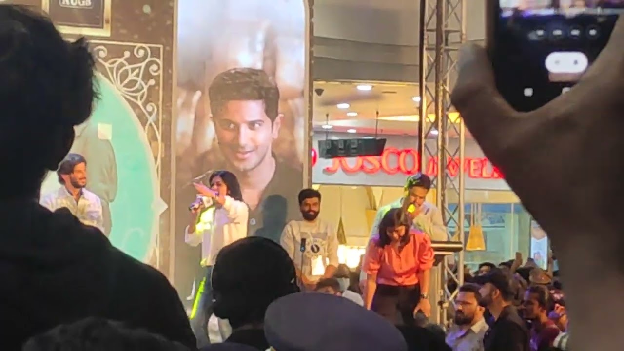 Dulquer Salmaan,Sita Ramam Movie Promotion in Lulu Mall Kochi, Kerala