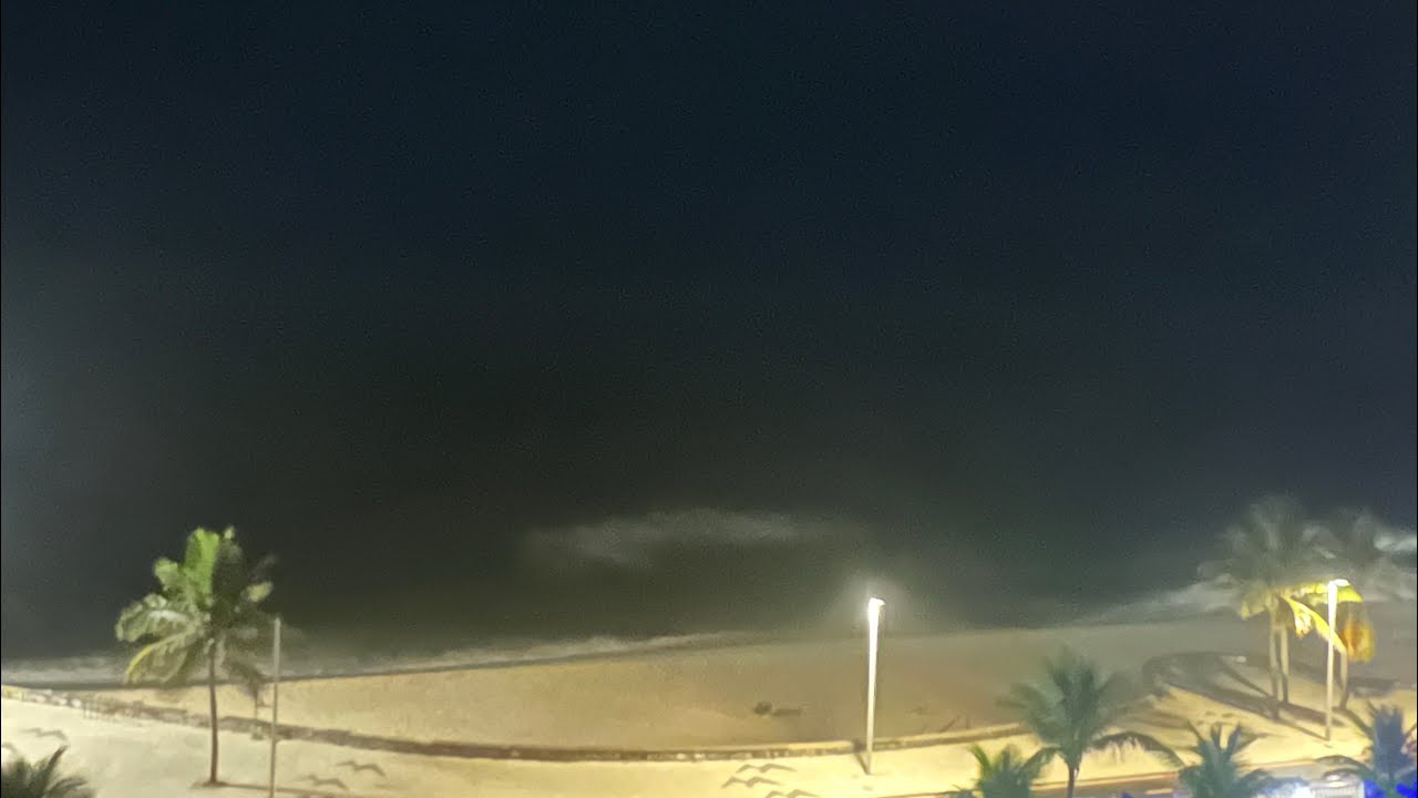 Chuva leve no Mar • Light Rain in the OCEAN (No. uettic)