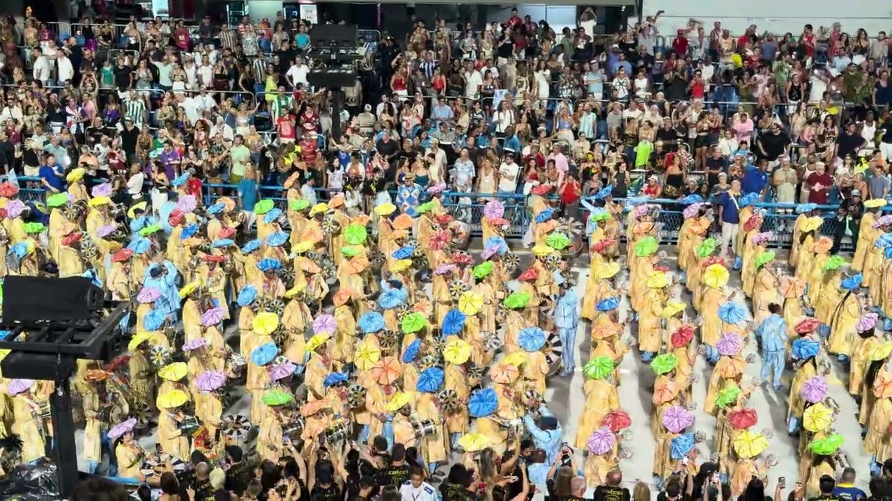 Bateria da Vila Isabel desfile 2026