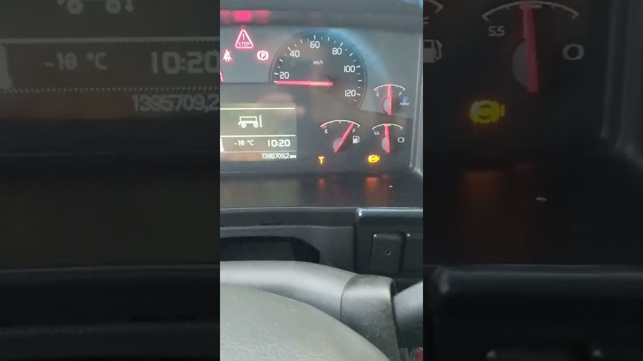 Volvo FH 13,как обмануть Вольво,если загорелся красный треугольник и аварийная система#вольво#