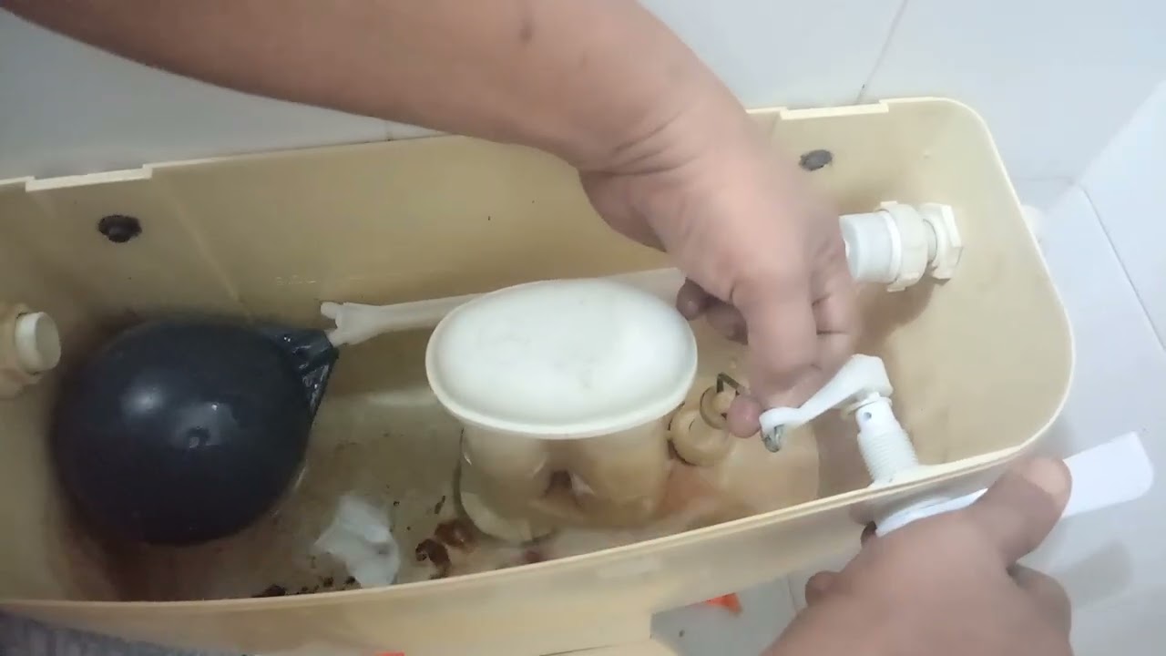 HOW TO CHANGE A BROKEN TOILET PUMP ROTATOR (CARA MENUKAR PEMUTAR PAM TANDAS YANG PATAH)