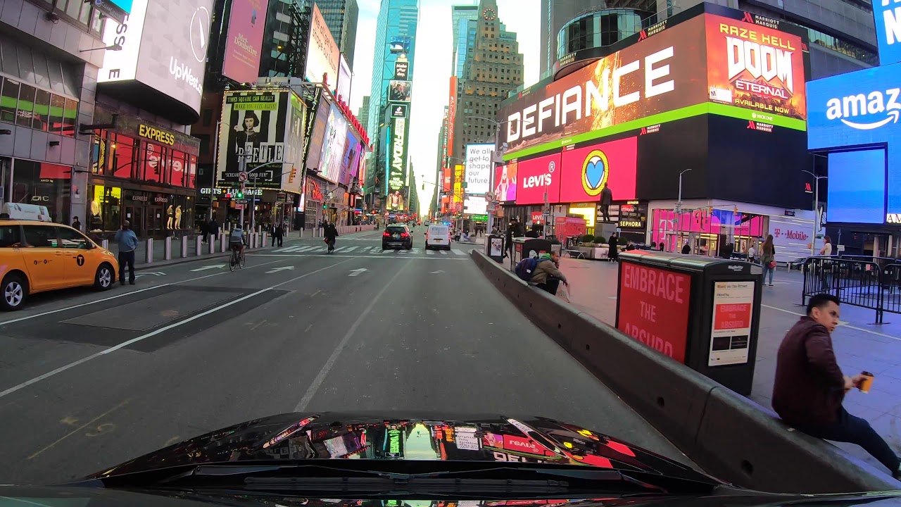 ⁴ᴷ⁶⁰ NYC State of Emergency : Midtown (Times Square, Rockefeller Center, Flatiron) (March 27, 2020)
