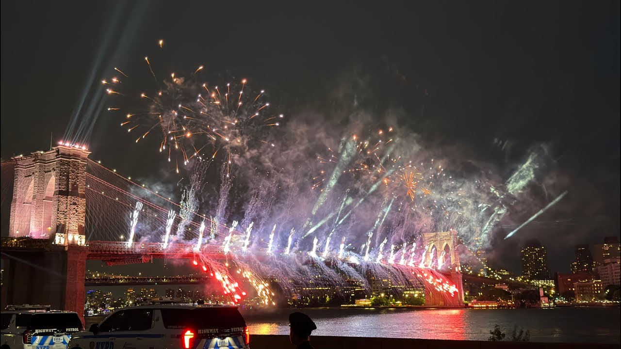 Worlds Largest Fireworks Show: Brooklyn Bridge