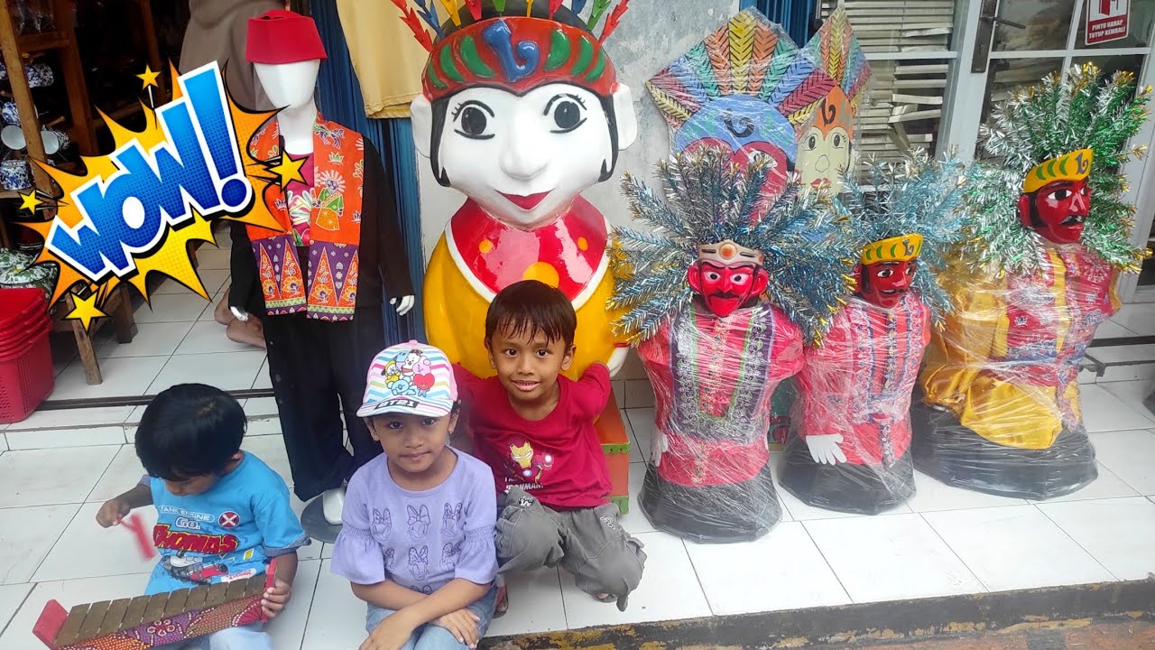 Beli Ondel Ondel Baru Lagi di Betawi Online Gallery Situ Babakan @zeyhanmushabvlog0210