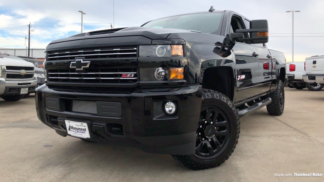 2018 Chevrolet Silverado 2500HD Z71 (Midnight Edition) - Review
