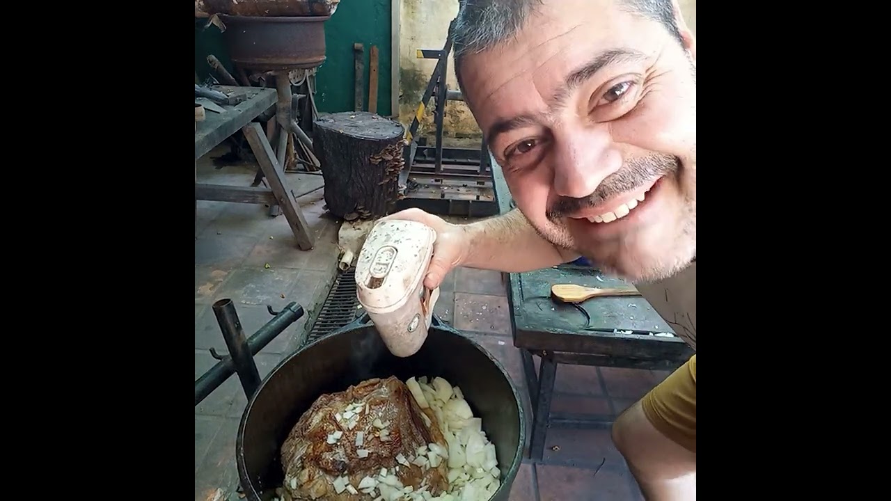 Vacío desmechado a la olla - asado