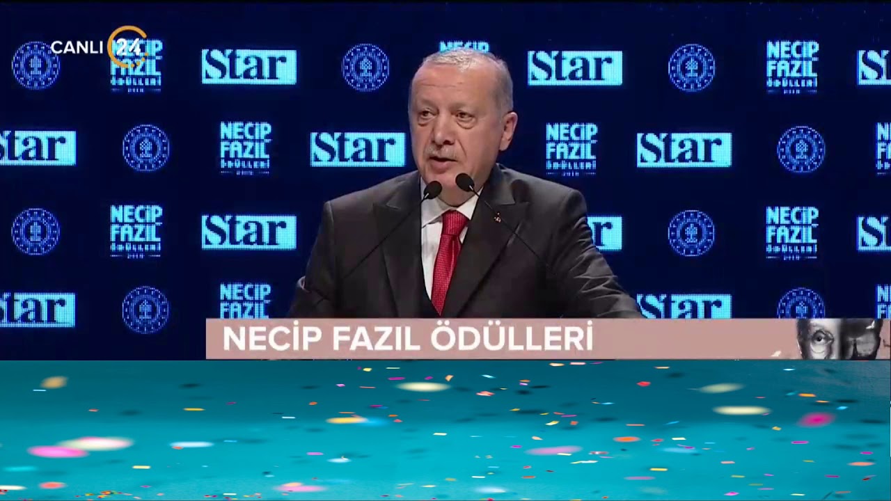 Cumhurbaşkanı Erdoğan İbrahim Tenekeci'nin Sözü Yormadan isimli şiirini seslendirdi
