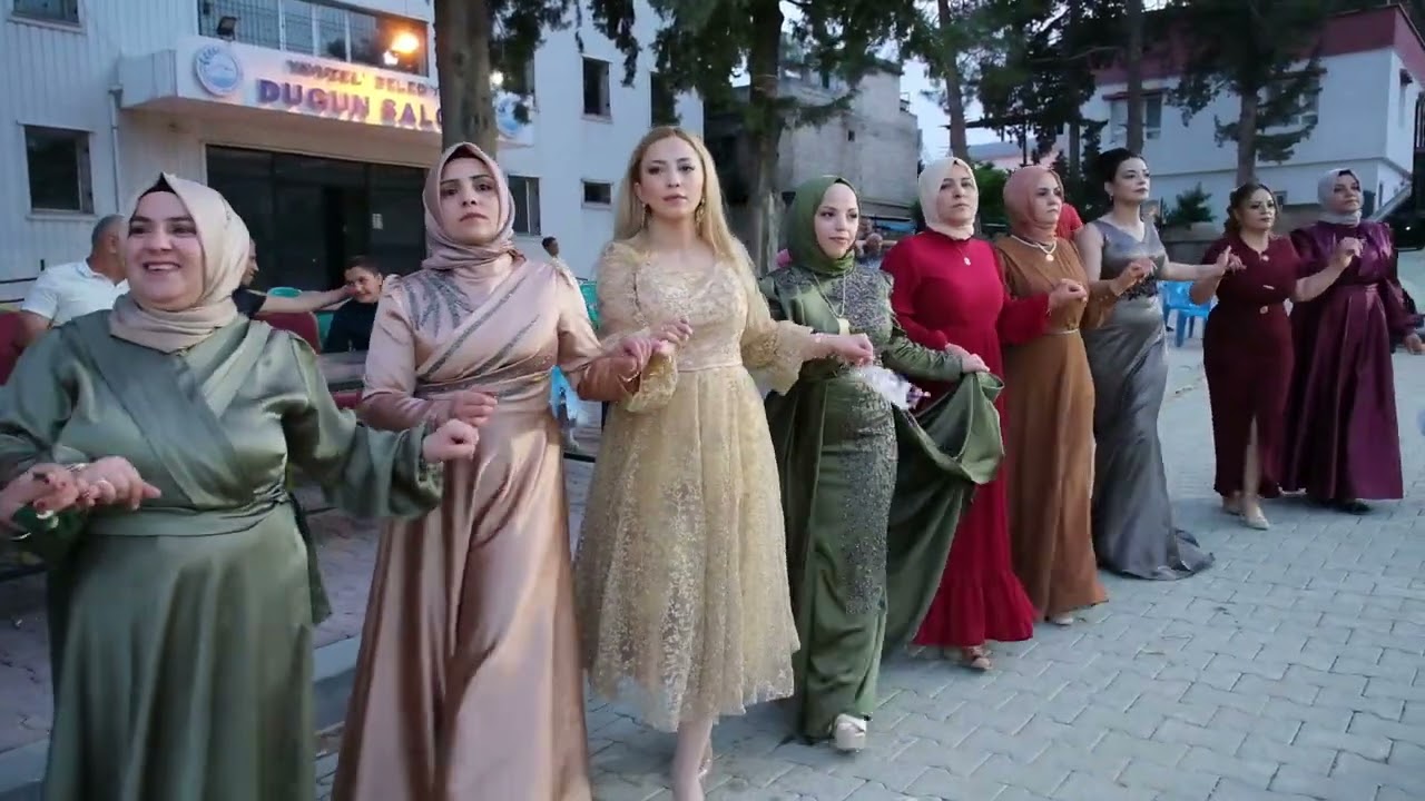Yavuzeli Sezer & Zehra Kına