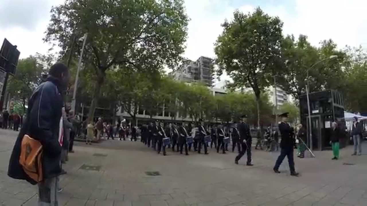 Trompetterkorps der Koninklijke Marechaussee Streetparade Nationale Taptoe 2014