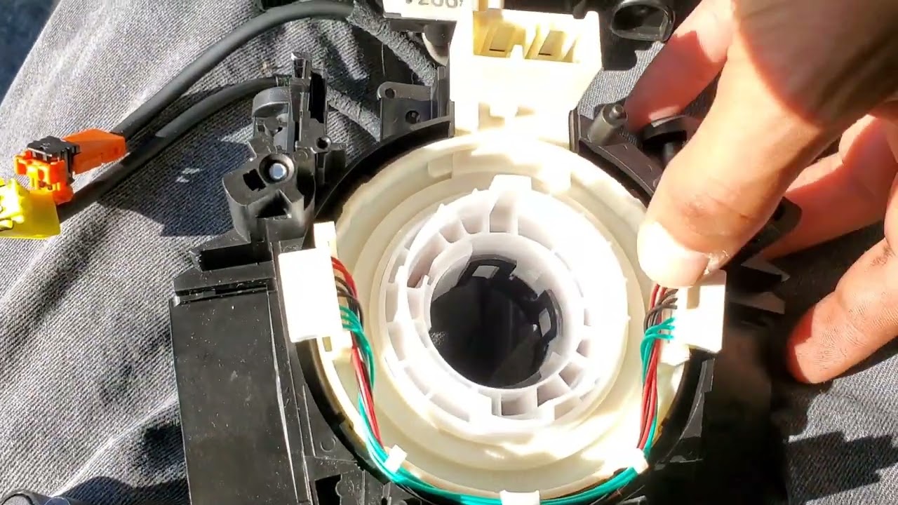 **MY EXPERIENCE** 2009 Nissan Rogue Clockspring Replacement