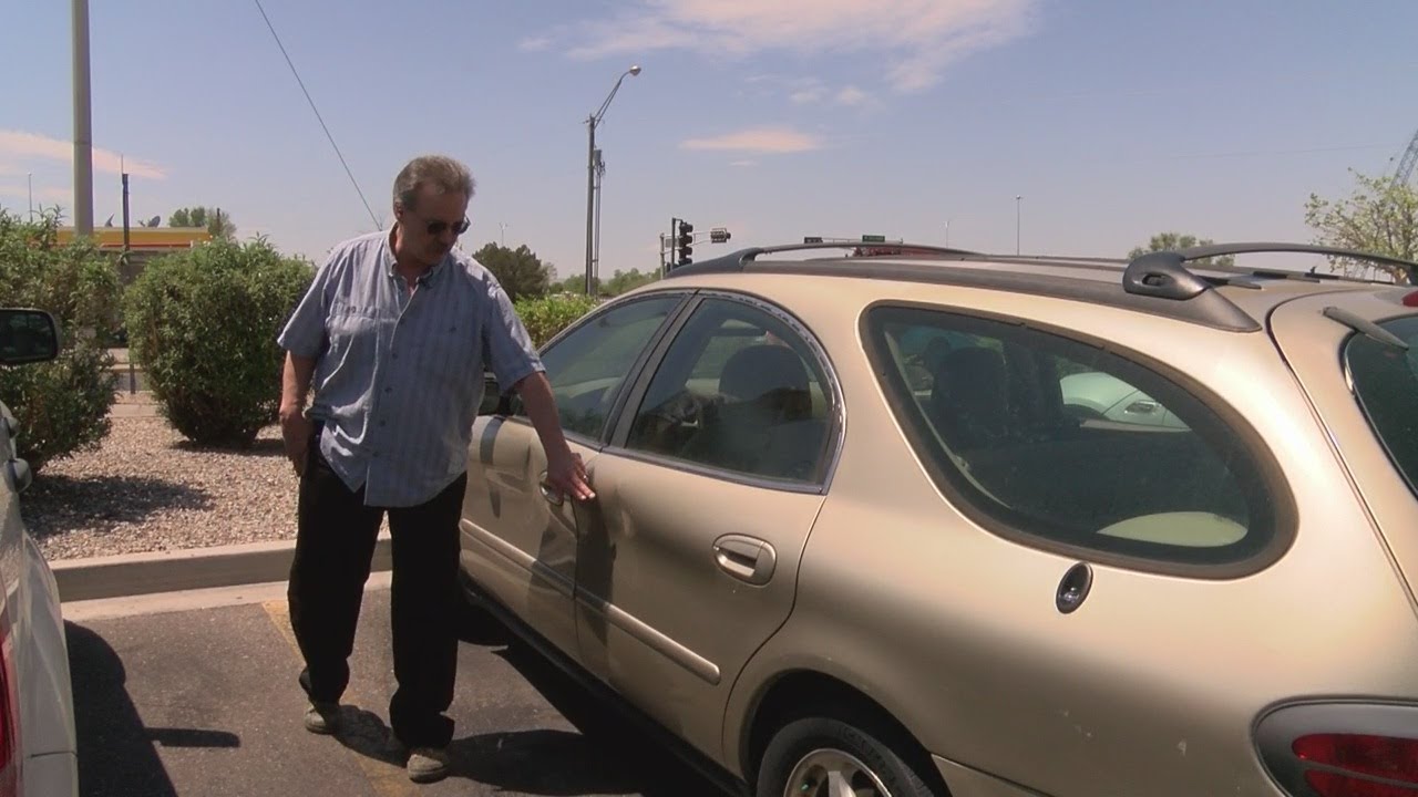Violent panhandler terrorizing drivers for not giving him money