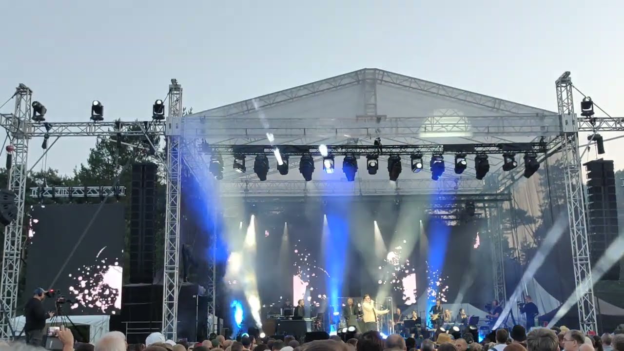 Krystian Ochman - 8ball - koncert Pod wspólnym niebem - Toruń - 8.06.2024