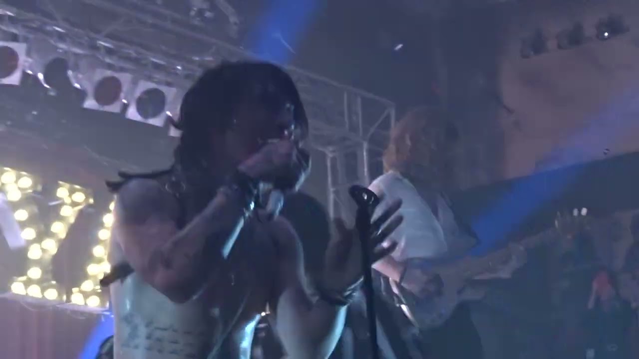 Palaye Royale - Fever Dream Tour 2023 / Stuttgart - Paranoid