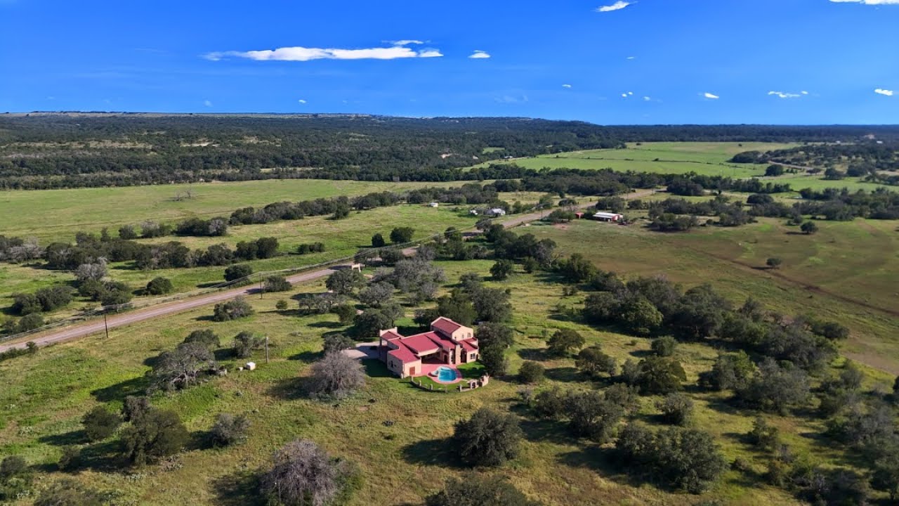 Acreage Property, Hacienda Style Home, For Sale in Burnet County Texas