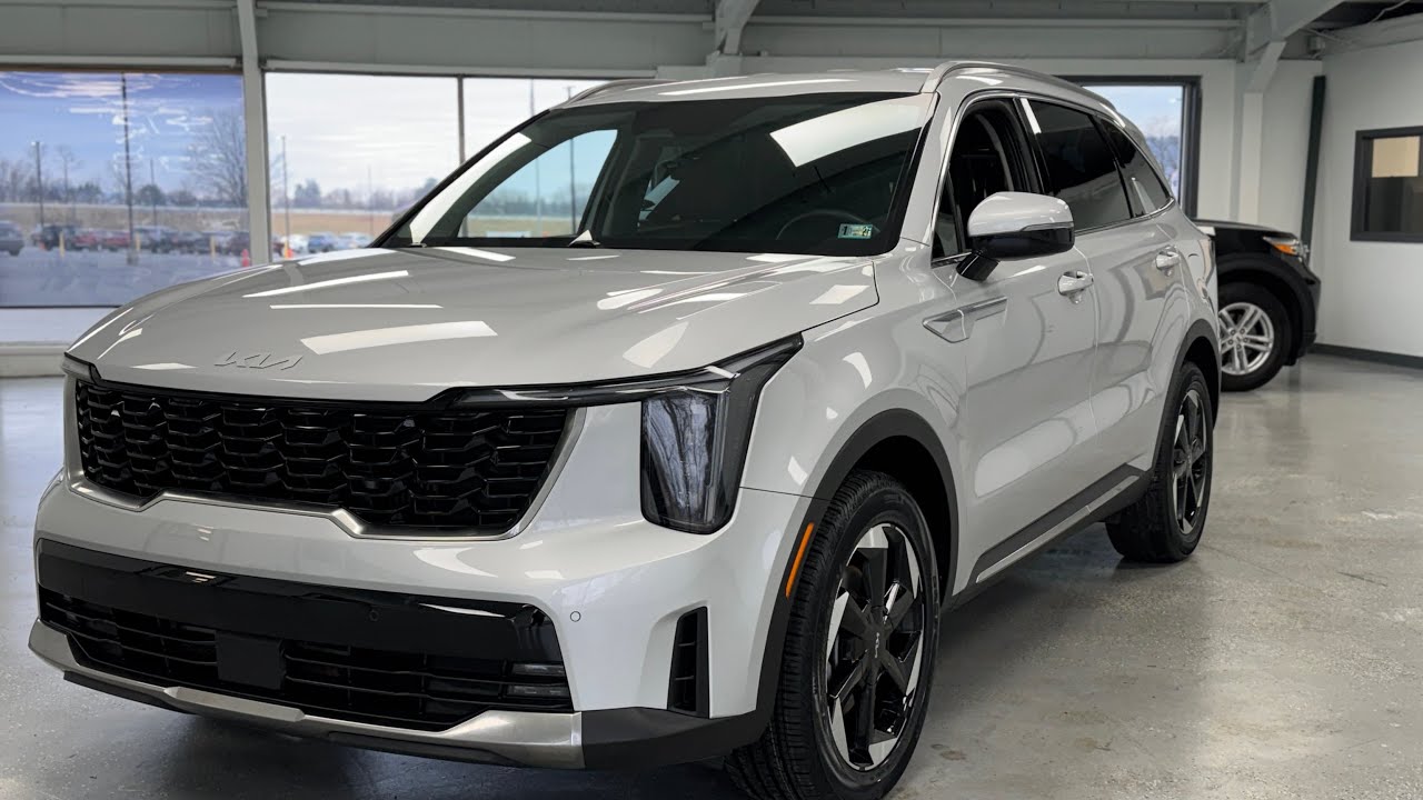 2025 Kia Sorento Hybrid EX  (SK#: UQ335276)  