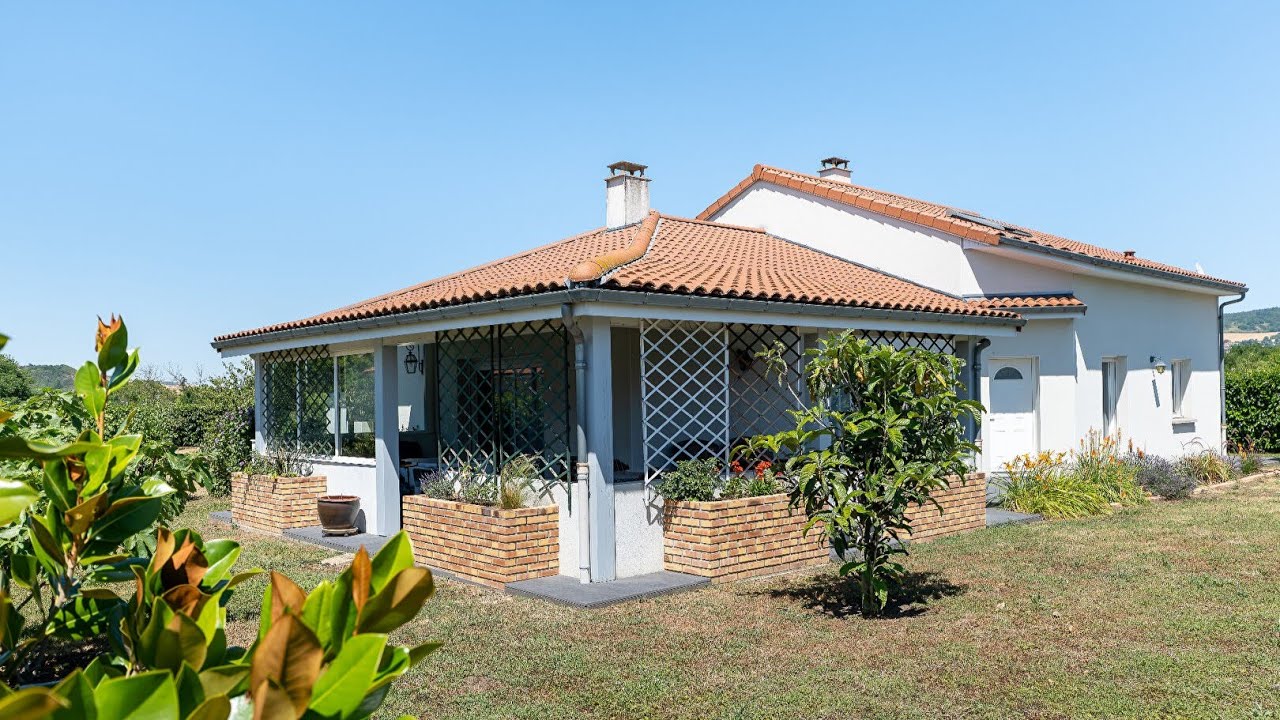 ⭕KEY Immobilier - En vente - Maison T7 (196m²) LES MARTRES DE VEYRE  (63730) - REF - 10186