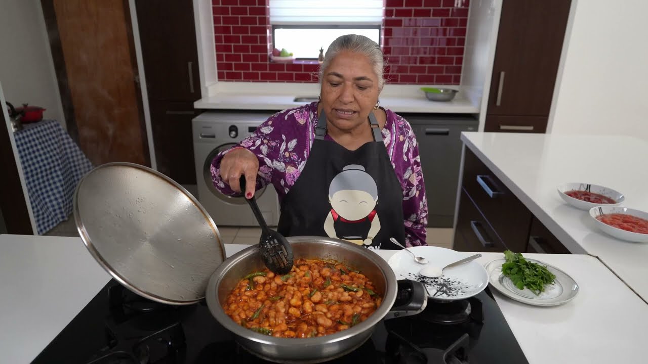 Making broad beans chutney - a favourite that we somehow forgot to put up!